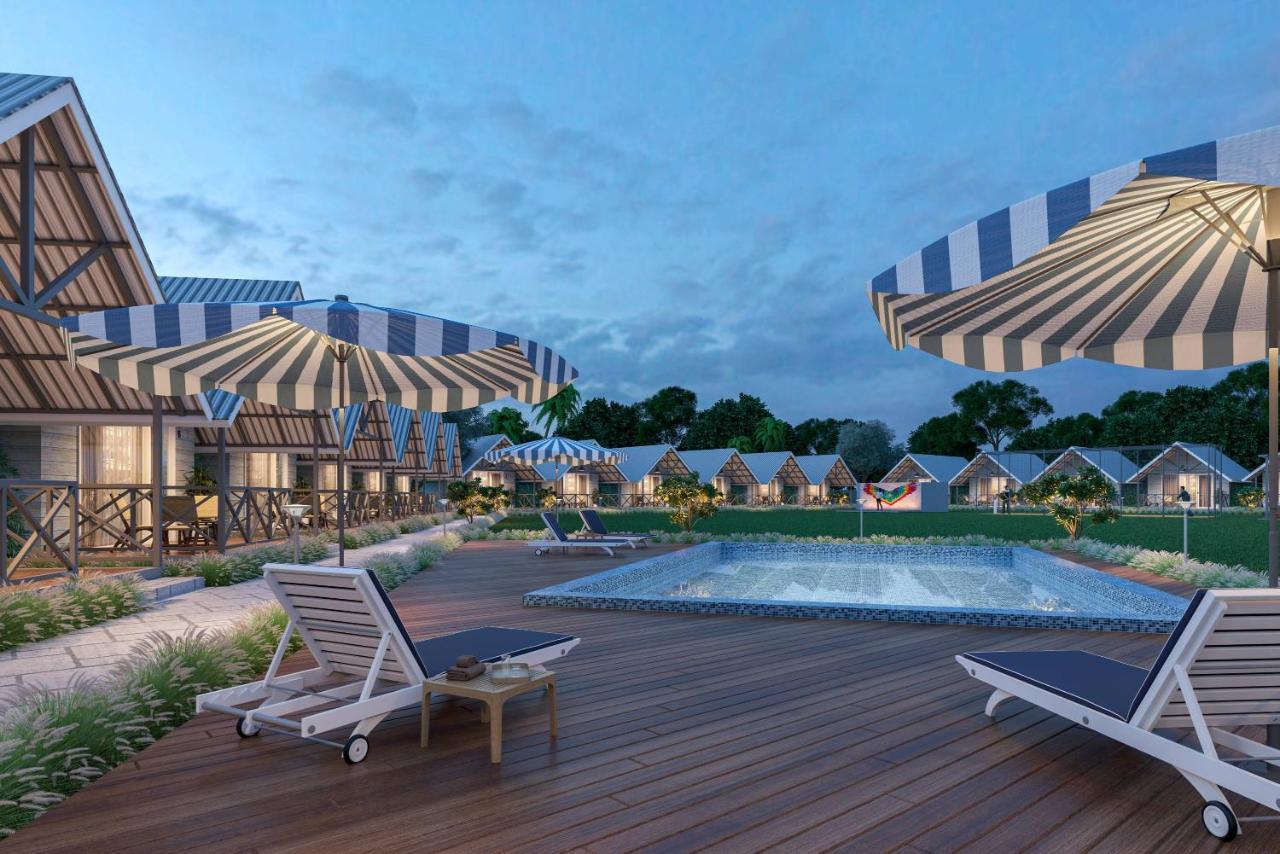 Praveg Beach Resort Daman, Jampore Beach Luaran gambar